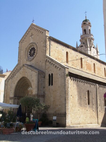 Iglesia de San Siro. que ver en san remo en un dia Iglesia de San Siro. que ver en san remo en un dia