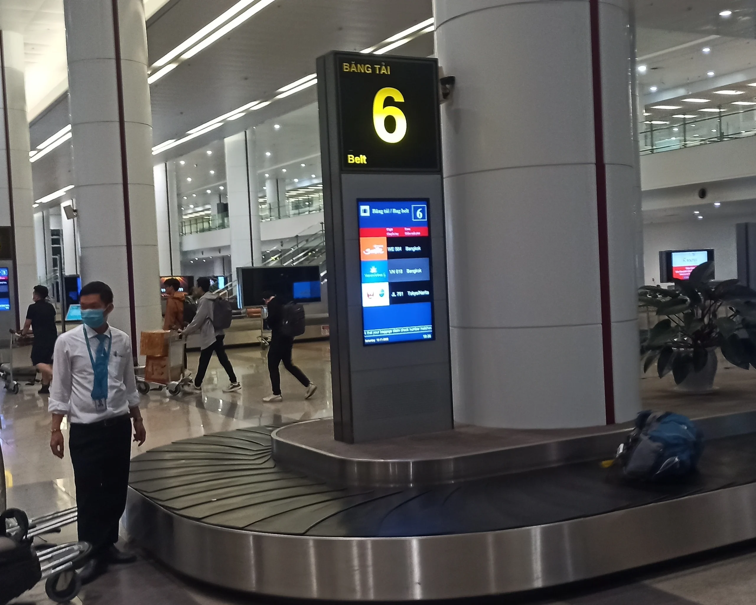 aeropuerto noi bai hanoi