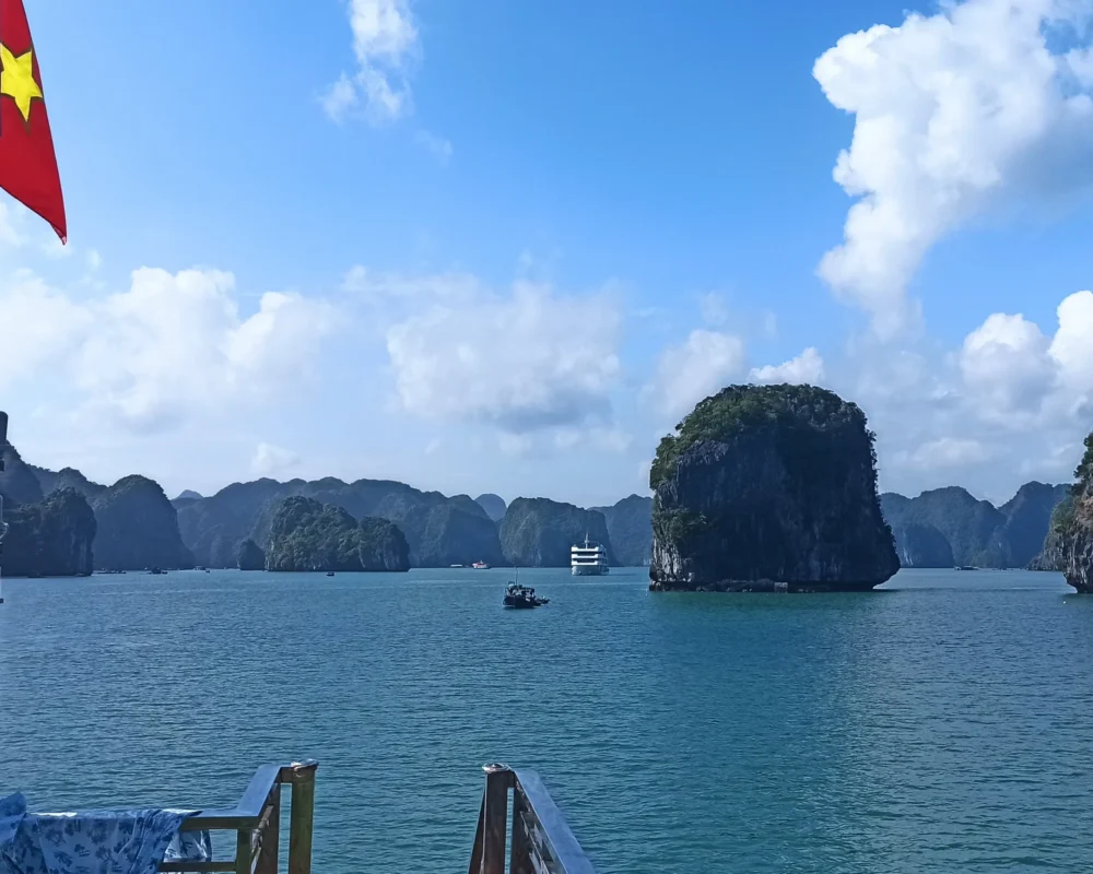 Recorrido en barco por Cat Ba en Ha Long Bay Viajar a Vietnam