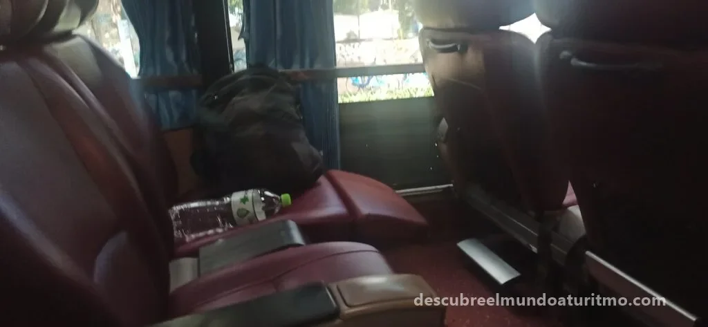 Bus VIP. Cruzar la frontera de Vietnam a Camboya
