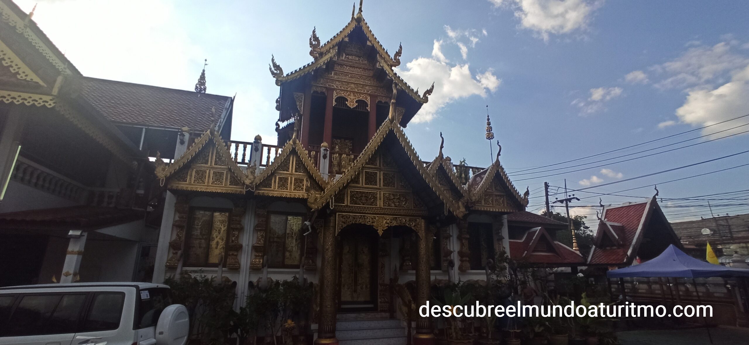 La visita a Chiang Rai. Wat Klang Wiang La visita a Chiang Rai. Wat Klang Wiang