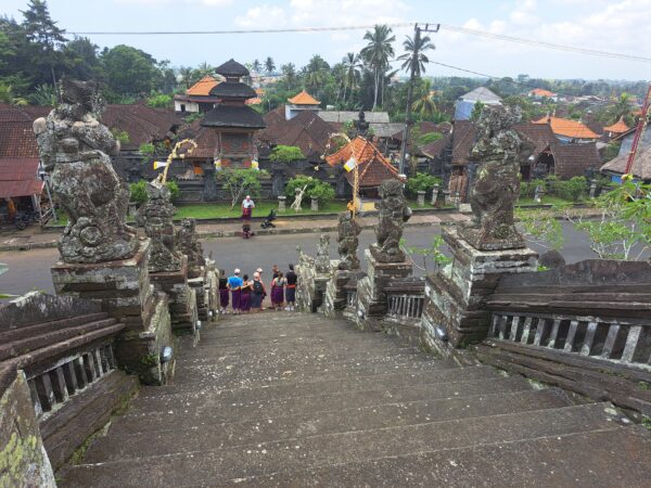 Los 10 templos más impresionantes de Bali.Pura Kehen