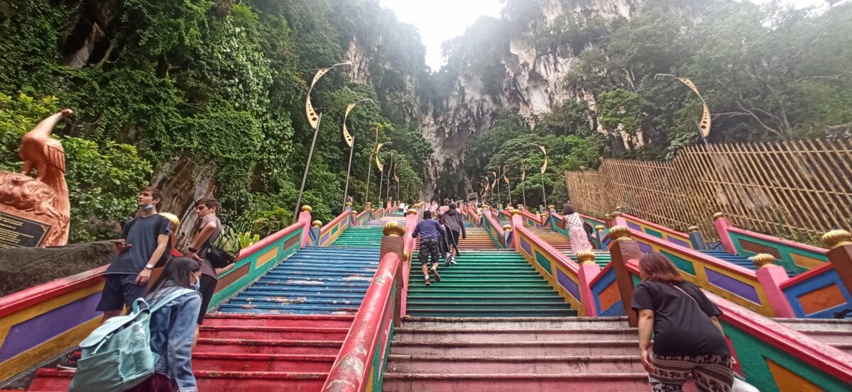 Batu Caves y sus escaleras infinitas