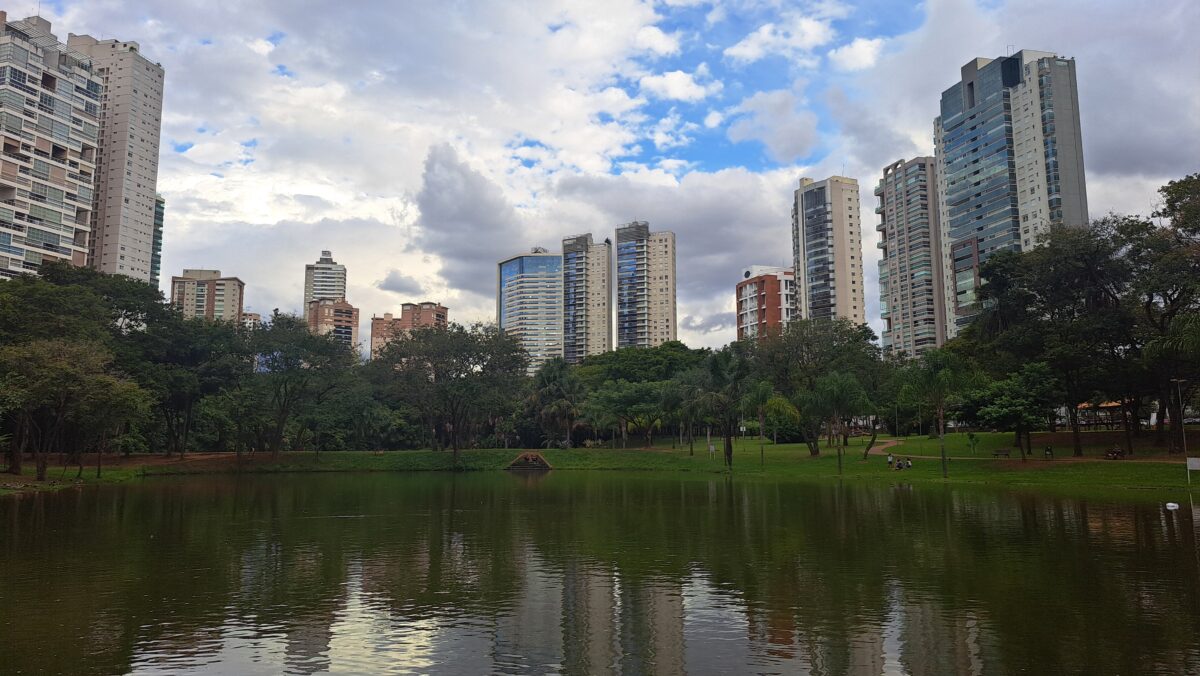 Guía de Viaje a Goiânia 2025. Parque Famboyant