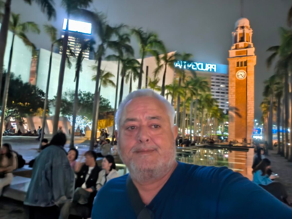 Torre del reloj, Hong Kong Torre del reloj en Tsim Sha Tsui, Hong Kong